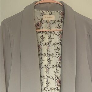 Skies are Blue Gray Blazer with Floral Lining size XL
